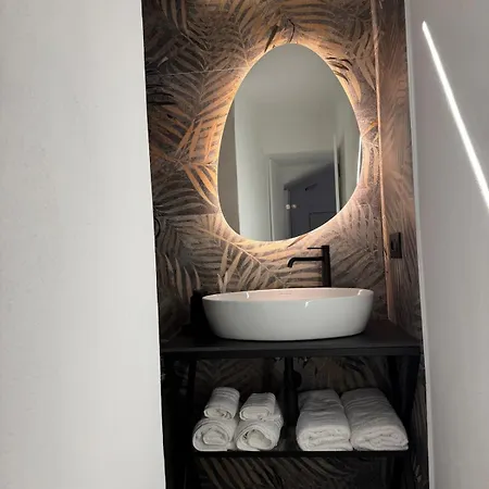 Nel Cuore Di Genova-centro Storico Bed & Breakfast 3*
