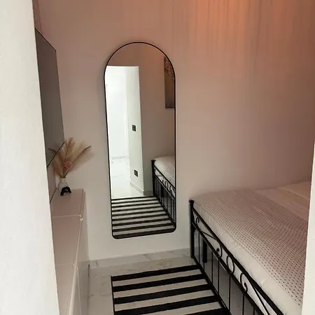 Nel Cuore Di Genova-centro Storico B&B 제노바